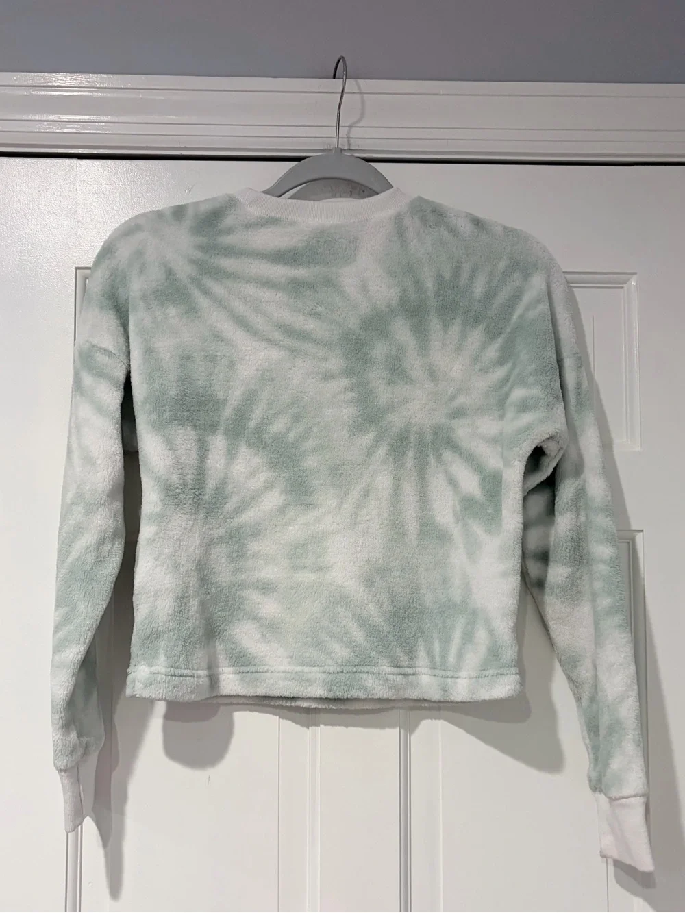 Abercrombie Kids Fuzzy Tie Dye Sleep Top Size 11/12